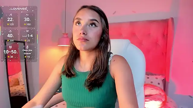  Sophie  miller online show from 12-17-25, 08:03