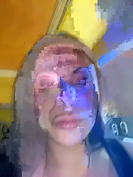 Snapshot of Effyvice13 chatting on 06-08-26, 01:22 Effyvice13 online show from 06-08-26, 01:22