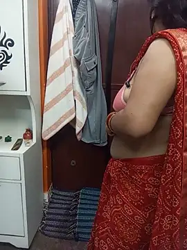 Snapshot of Manjudear chatting on 05-23-26, 06:45 Manjudear online show from 05-23-26, 06:45