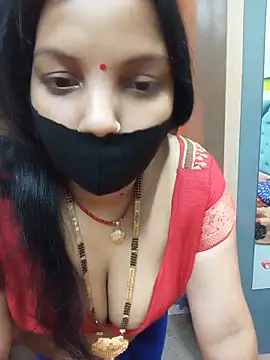 Snapshot of Manjudear chatting on 06-05-26, 04:50 Manjudear online show from 06-05-26, 04:50