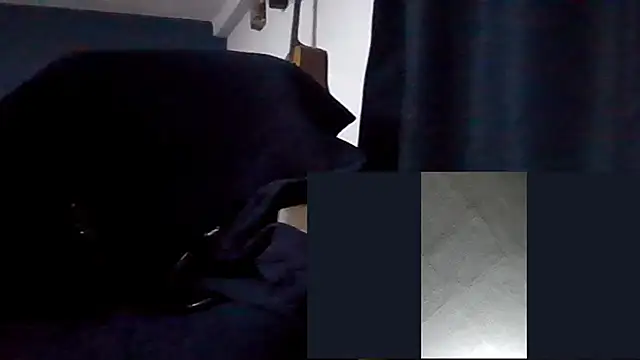 Snapshot of Donstark6669 chatting on 02-08-25, 01:11 Donstark6669 online show from 02-08-25, 01:11