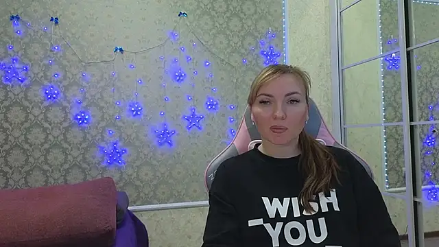 Snapshot of -DIVORA- chatting on 02-21-25, 06:59 -DIVORA- online show from 02-21-25, 06:59