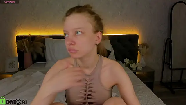 Michelle Blond online show from 03-07-26, 10:32