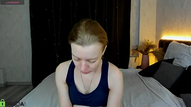 Michelle Blond online show from 12-21-25, 08:16