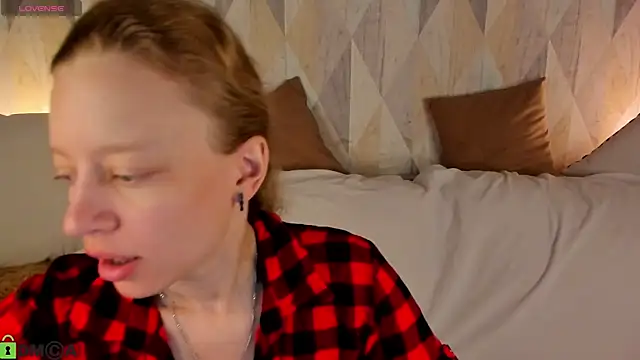 Michelle Blond online show from 06-07-26, 01:11