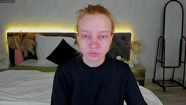 Michelle Blond online show from 03-12-26, 09:24