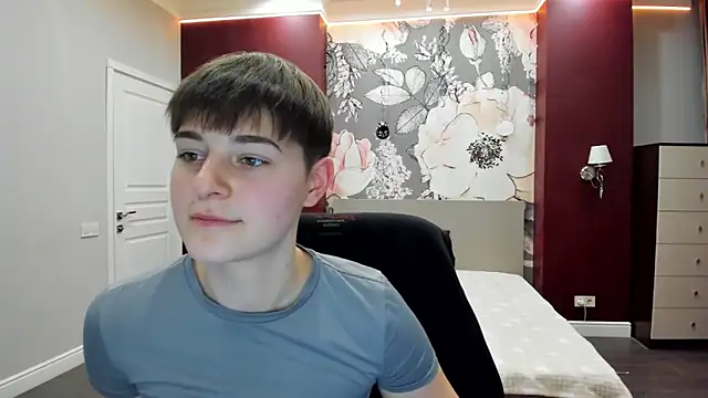 EmiliaYours online show from 02-03-26, 03:28