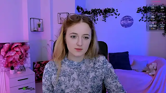 luna berryy online show from 07-11-26, 06:52