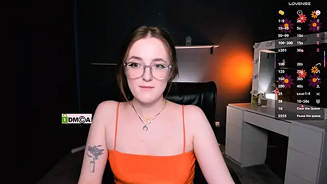 Snapshot of luna_berryy chatting on 03-21-25, 11:45 luna berryy online show from 03-21-25, 11:45