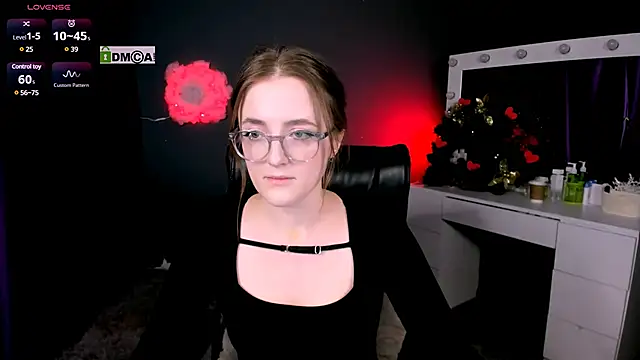 Snapshot of luna_berryy chatting on 02-20-25, 08:25 luna berryy online show from 02-20-25, 08:25