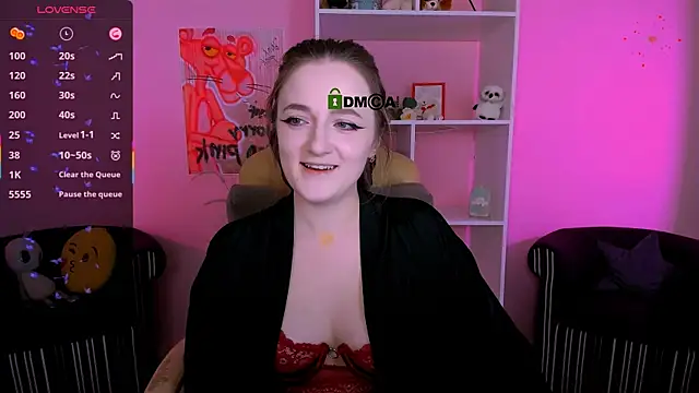Snapshot of luna_berryy chatting on 09-26-25, 07:54 luna berryy online show from 09-26-25, 07:54