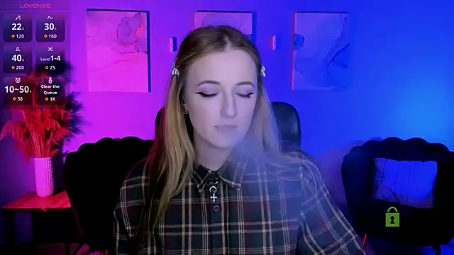 luna berryy online show from 04-01-26, 08:06