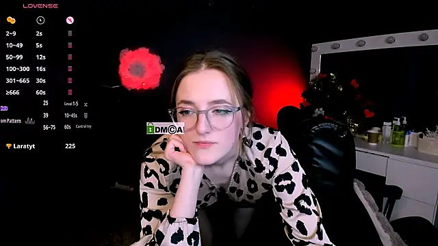 Snapshot of luna_berryy chatting on 02-21-25, 02:39 luna berryy online show from 02-21-25, 02:39