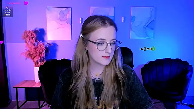 luna berryy online show from 03-06-26, 07:53