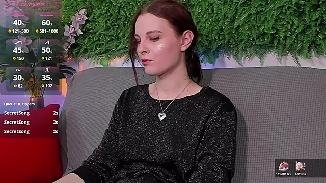 AprilAvery online show from 03-11-25, 07:36