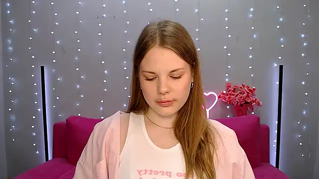 holy kitty online show from 03-06-25, 06:19
