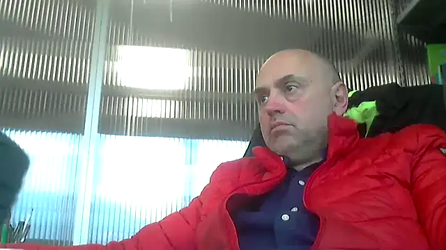 Snapshot of pantomax chatting on 02-26-25, 09:44 pantomax online show from 02-26-25, 09:44