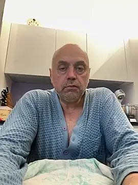 Snapshot of pantomax chatting on 06-04-26, 12:43 pantomax online show from 06-04-26, 12:43