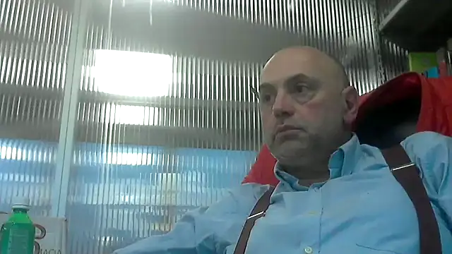 Snapshot of pantomax chatting on 12-19-24, 10:34 pantomax online show from 12-19-24, 10:34