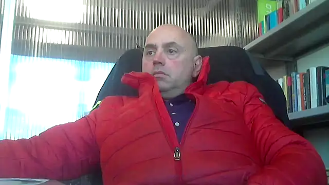 Snapshot of pantomax chatting on 02-27-25, 09:40 pantomax online show from 02-27-25, 09:40