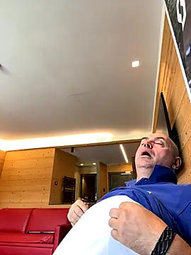 Snapshot of pantomax chatting on 09-17-25, 01:46 pantomax online show from 09-17-25, 01:46