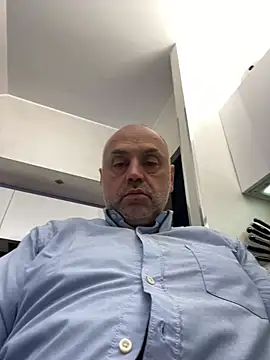Snapshot of pantomax chatting on 05-20-26, 03:09 pantomax online show from 05-20-26, 03:09