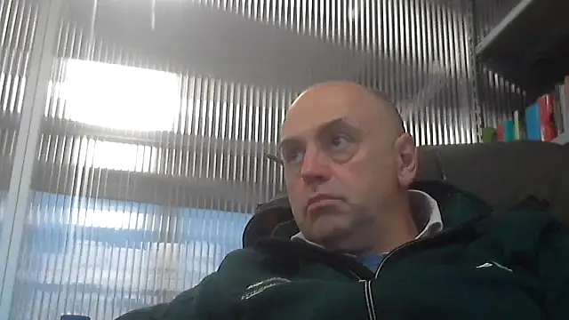 Snapshot of pantomax chatting on 10-30-25, 08:34 pantomax online show from 10-30-25, 08:34