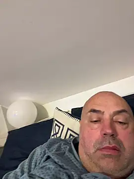 Snapshot of pantomax chatting on 05-18-26, 11:53 pantomax online show from 05-18-26, 11:53