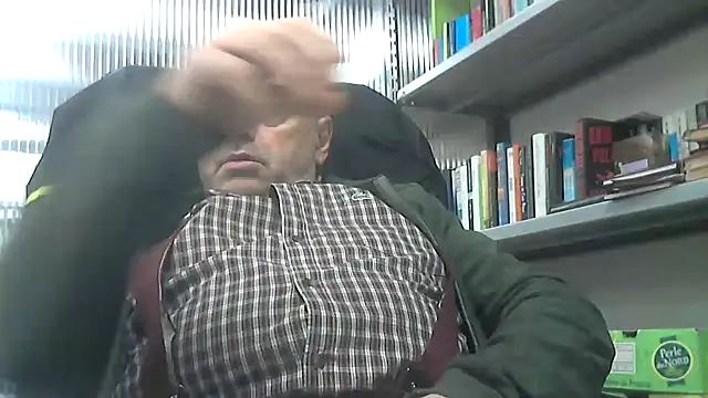 Snapshot of pantomax chatting on 03-11-25, 03:58 pantomax online show from 03-11-25, 03:58