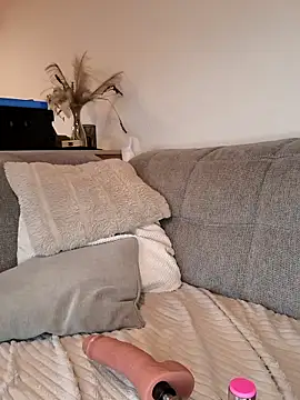 Secret couple  online show from 10-20-25, 05:53