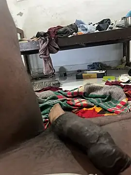 Snapshot of tamil000000 chatting on 01-11-25, 06:33 tamil000000 online show from 01-11-25, 06:33