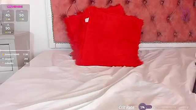 Snapshot of amberlitle chatting on 03-19-25, 06:23 amberlitle online show from 03-19-25, 06:23