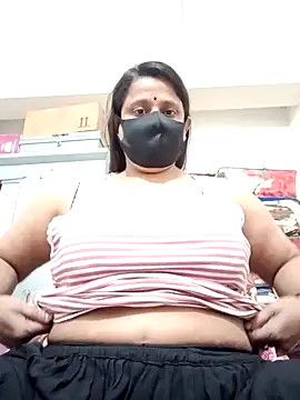 Snapshot of Bithi-01 chatting on 01-27-25, 01:30 Bithi-01 online show from 01-27-25, 01:30