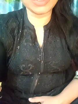 Snapshot of Bithi-01 chatting on 12-02-25, 03:47 Bithi-01 online show from 12-02-25, 03:47