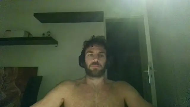 Snapshot of alpha-hunk chatting on 10-04-25, 06:53 alpha-hunk online show from 10-04-25, 06:53