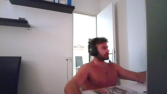 alpha-hunk online show from 07-26-26, 01:29