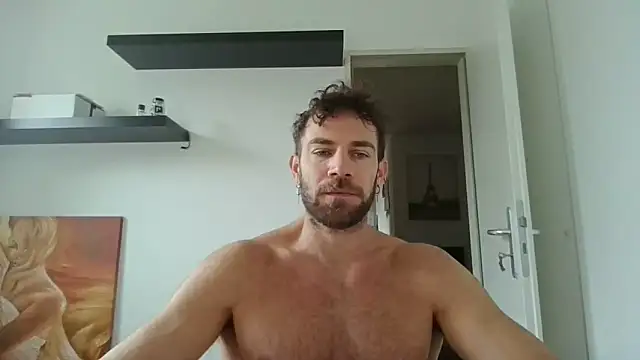 Snapshot of alpha-hunk chatting on 09-28-25, 09:16 alpha-hunk online show from 09-28-25, 09:16