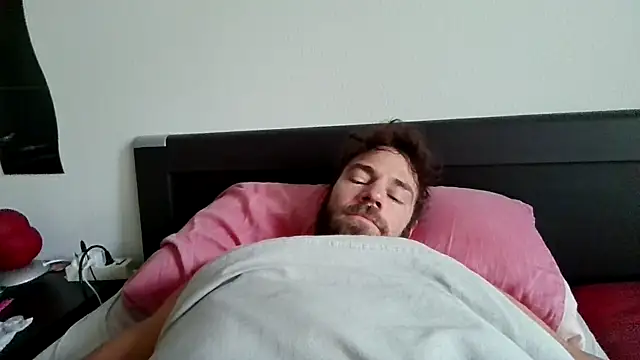 alpha-hunk online show from 11-01-25, 08:41