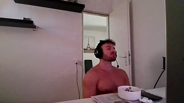 alpha-hunk online show from 07-08-26, 10:38