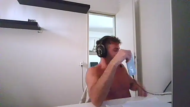 alpha-hunk online show from 07-15-26, 01:07