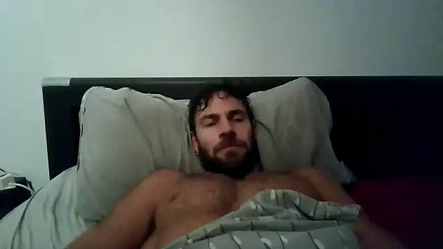 Snapshot of alpha-hunk chatting on 10-06-25, 08:09 alpha-hunk online show from 10-06-25, 08:09