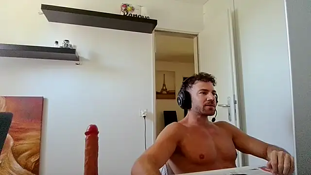 alpha-hunk online show from 05-23-26, 09:41