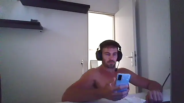 alpha-hunk online show from 07-09-26, 05:23