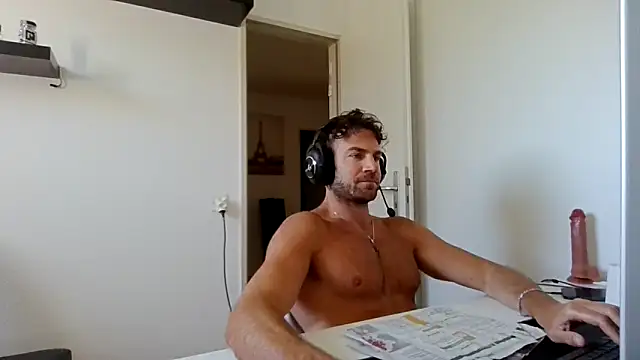 alpha-hunk online show from 05-09-26, 09:12