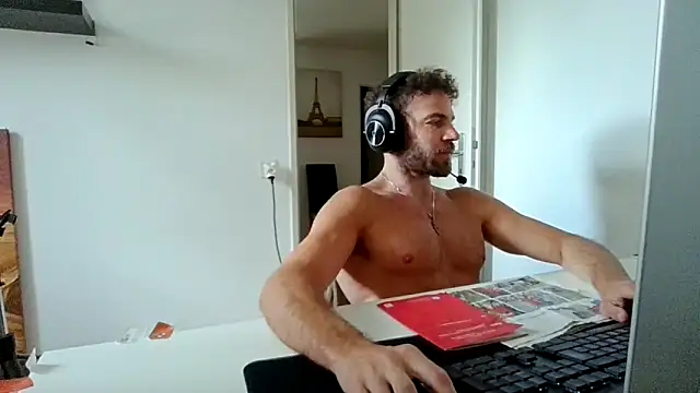 alpha-hunk online show from 06-11-26, 08:33