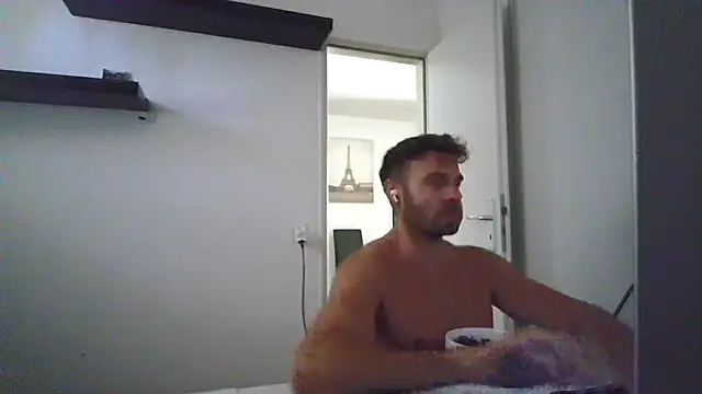alpha-hunk online show from 07-10-26, 10:26
