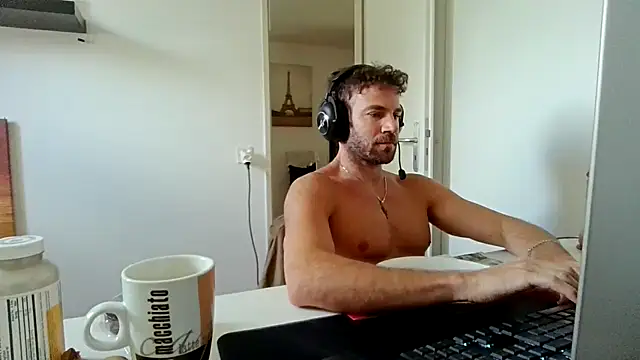 alpha-hunk online show from 06-05-26, 09:26