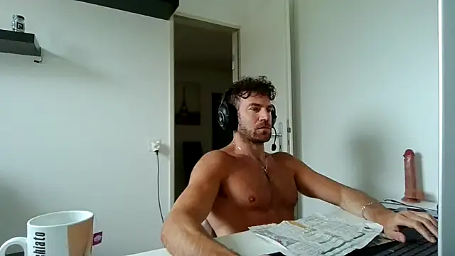 alpha-hunk online show from 05-10-26, 09:24