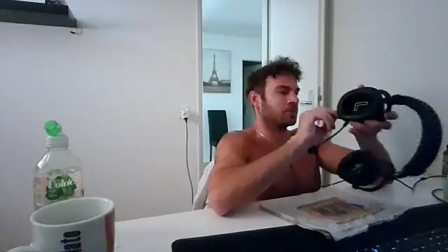 alpha-hunk online show from 06-27-26, 08:53