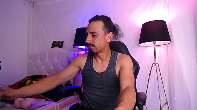 Sr Magnus  online show from 02-05-26, 04:08